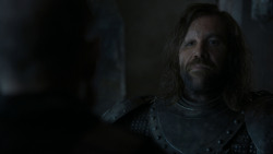 extant_GameOfThrones_4x01-TwoSwords_5747