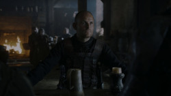 extant_GameOfThrones_4x01-TwoSwords_5753