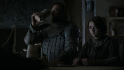 extant_GameOfThrones_4x01-TwoSwords_5765