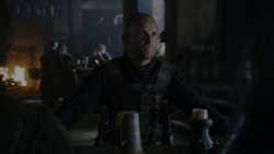 extant_GameOfThrones_4x01-TwoSwords_5767
