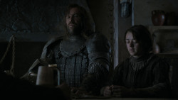 extant_GameOfThrones_4x01-TwoSwords_5772