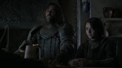 extant_GameOfThrones_4x01-TwoSwords_5774