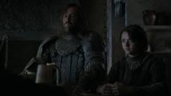extant_GameOfThrones_4x01-TwoSwords_5779