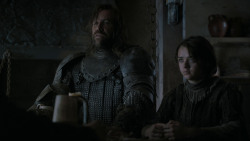 extant_GameOfThrones_4x01-TwoSwords_5780
