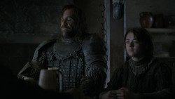 extant_GameOfThrones_4x01-TwoSwords_5789
