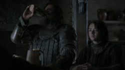 extant_GameOfThrones_4x01-TwoSwords_5793