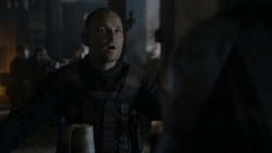 extant_GameOfThrones_4x01-TwoSwords_5811