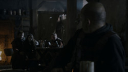 extant_GameOfThrones_4x01-TwoSwords_5822