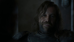 extant_GameOfThrones_4x01-TwoSwords_5835