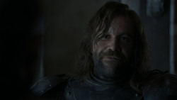 extant_GameOfThrones_4x01-TwoSwords_5840