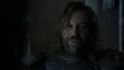 extant_GameOfThrones_4x01-TwoSwords_5842