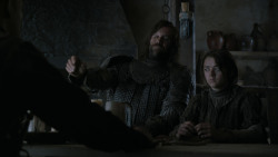 extant_GameOfThrones_4x01-TwoSwords_5853