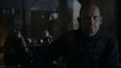 extant_GameOfThrones_4x01-TwoSwords_5858