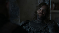 extant_GameOfThrones_4x01-TwoSwords_5883