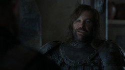 extant_GameOfThrones_4x01-TwoSwords_5887