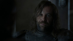 extant_GameOfThrones_4x01-TwoSwords_5919
