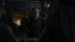 extant_GameOfThrones_4x01-TwoSwords_5950