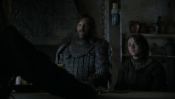 extant_GameOfThrones_4x01-TwoSwords_5956