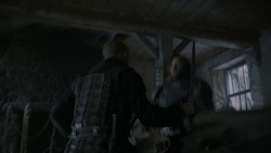extant_GameOfThrones_4x01-TwoSwords_5961