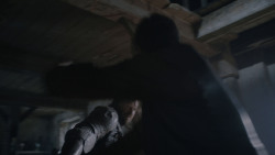 extant_GameOfThrones_4x01-TwoSwords_5968