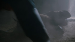 extant_GameOfThrones_4x01-TwoSwords_6015
