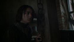 extant_GameOfThrones_4x01-TwoSwords_6017