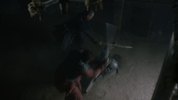 extant_GameOfThrones_4x01-TwoSwords_6027