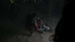 extant_GameOfThrones_4x01-TwoSwords_6029