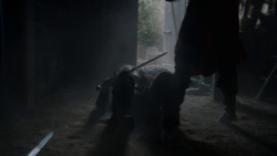 extant_GameOfThrones_4x01-TwoSwords_6031