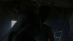 extant_GameOfThrones_4x01-TwoSwords_6045