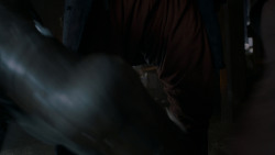 extant_GameOfThrones_4x01-TwoSwords_6057