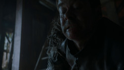 extant_GameOfThrones_4x01-TwoSwords_6098