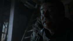 extant_GameOfThrones_4x01-TwoSwords_6099