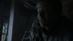 extant_GameOfThrones_4x01-TwoSwords_6102