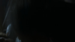 extant_GameOfThrones_4x01-TwoSwords_6106