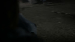 extant_GameOfThrones_4x01-TwoSwords_6124