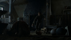 extant_GameOfThrones_4x01-TwoSwords_6128