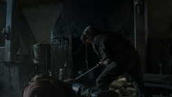 extant_GameOfThrones_4x01-TwoSwords_6137