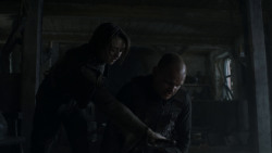 extant_GameOfThrones_4x01-TwoSwords_6155