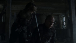 extant_GameOfThrones_4x01-TwoSwords_6156