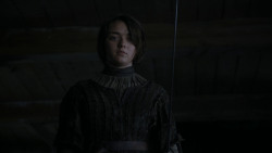 extant_GameOfThrones_4x01-TwoSwords_6163