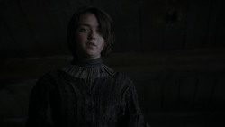 extant_GameOfThrones_4x01-TwoSwords_6169