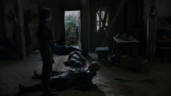extant_GameOfThrones_4x01-TwoSwords_6187