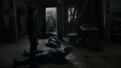extant_GameOfThrones_4x01-TwoSwords_6190