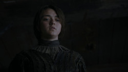 extant_GameOfThrones_4x01-TwoSwords_6195