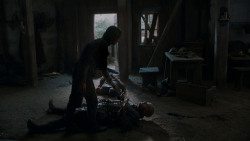 extant_GameOfThrones_4x01-TwoSwords_6213