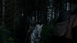 extant_GameOfThrones_4x01-TwoSwords_6259