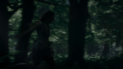 extant_GameOfThrones_4x02-TheLionAndTheRose_0094