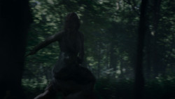 extant_GameOfThrones_4x02-TheLionAndTheRose_0095