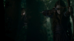 extant_GameOfThrones_4x02-TheLionAndTheRose_0096